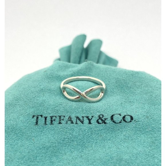SOLD!!! Tiffany & Co Sterling Silver 925 Infinity Band Ring Size 6 - Picture 12 of 12
